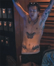 harry styles shirtless gif 2022