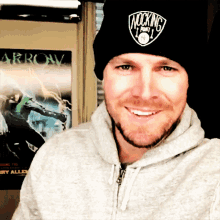 Stephen Amell Handsome GIF - Stephen Amell Handsome Hot GIFs