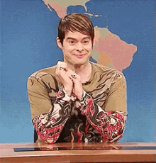 Stefon Embarrassed GIF - Stefon Snl Embarrassed GIFs