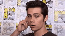 Wink GIF - Comic Con Dylan Obrien Wink GIFs