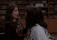 Hourlyglee Rachel Berry GIF - Hourlyglee Rachel Berry Mercedes Jones GIFs