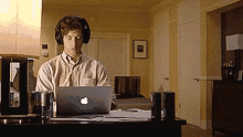 Richard Silicon Valley GIF - Hbo Watching Door GIFs