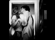 Kissing Romantic Kiss GIF - Kissing Kiss Romantic Kiss GIFs