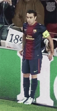 Xavi GIF - Hernandez Xavi Bacelona Footballer GIFs