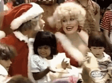 Dolly Parton Clap GIF - Dolly Parton Clap Merry Christmas GIFs