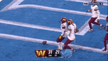 a football game is being played on the fox divisional channel