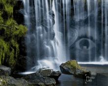 Waterfalls Creepy GIF - Waterfalls Creepy Eyes GIFs