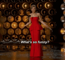 What Is So Funny Confused GIF - What Is So Funny Confused Jennifer Lawrence GIFs