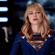 Supergirl Melissa Benoist GIF - Supergirl Melissa Benoist Shrugging GIFs