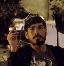 Looking Hbo GIF - Looking Hbo Richie GIFs