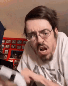 What The Fuck Ricky Berwick GIF - What The Fuck Ricky Berwick Wtf GIFs