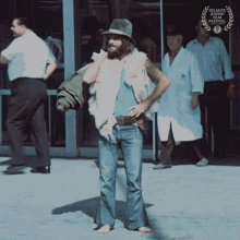 Looking Around Mike GIF - Looking Around Mike An American Hippie In Israel GIFs