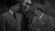 Floating Cap Lou Francis GIF - Floating Cap Lou Francis Abbott And Costello Meet The Invisible Man GIFs