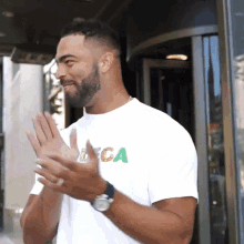 Clapping Kyle Van Noy GIF