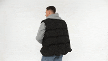 Bopika Inflatable GIF - Bopika Inflatable Puffy Vest GIFs