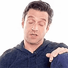 Raule Sparza Acting GIF - Raule Sparza Acting Drunk GIFs