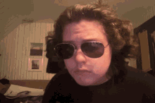 Joey N Sunglasses GIF - Joey N Joey Sunglasses GIFs