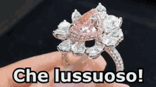 Lusso Che Lusso Ricco Anello Diamanti GIF - Luxury Luxurious Rich GIFs