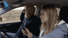 Texting Text And Drive GIF - Texting Text And Drive Eyes On The Road GIFs