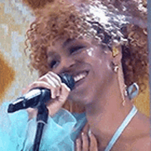 Karol Conka Cantando GIF - Karol Conka Cantando Singing GIFs