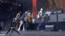 Rock And Roll Guitar GIF - Rock And Roll Guitar Killing It GIFs
