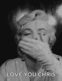 Marilyn Monroe GIF - Marilyn Monroe Kiss GIFs