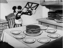 Hambre Mickey Mouse GIF - Hambre Mickey Mouse GIFs