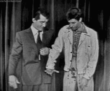 Dean Martin Jerry Lewis GIF - Dean Martin Jerry Lewis Holding Hands GIFs
