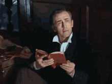 шерлок холмс ливанов книга читаю читать что а GIF