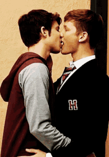 Gay Kiss Kiss GIF - Gay Kiss Kiss Make Out GIFs