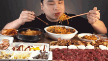 육사시미 육회비빔밥 GIF