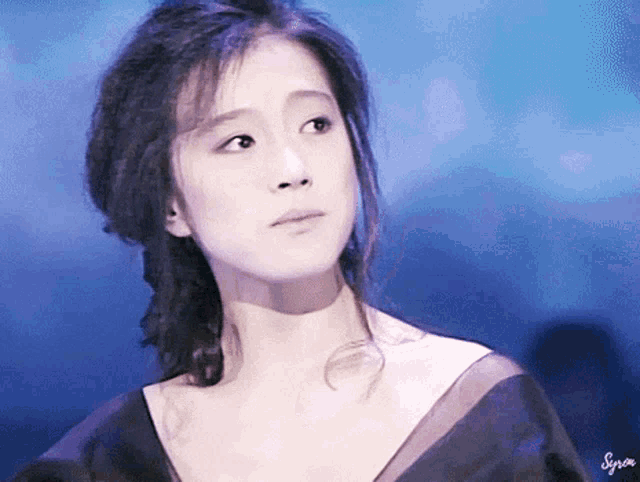 難破船 中森明菜 GIF - 難破船 中森明菜 夜のヒットスタジオ - Discover & Share GIFs