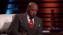 Someone Get Me Outta Here GIF - Shark Tank Cant Save Me GIFs
