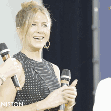 Jennifer Aniston GIF - Jennifer Aniston Kiss GIFs