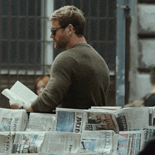 Look Around Raife Hastings GIF