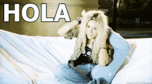 Hola GIF - Shakira Musica Hola GIFs