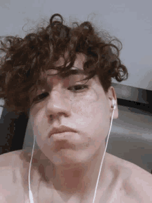 Selfie Curly Hair GIF - Selfie Curly Hair Messy Hair GIFs