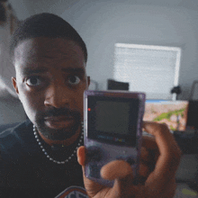 Turn On The Game Boy Brycent GIF - Turn On The Game Boy Brycent Power On The Game Boy GIFs