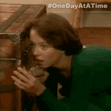 Eavesdropping Julie Cooper GIF - Eavesdropping Julie Cooper One Day At A Time GIFs
