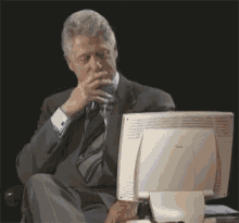Bill Clinton Tight GIF - Bill Clinton Tight Ease Up GIFs