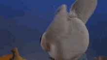 Chuck E Cheese Looking Back GIF - Chuck E Cheese Looking Back Mouse GIFs