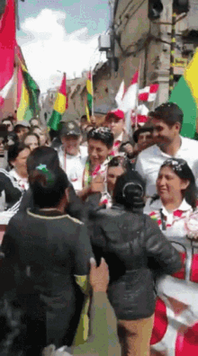 bolivia bolivia unida confetti beso