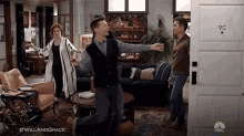 Close The Door Goodbye GIF - Close The Door Goodbye See You Later GIFs