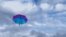 Smart Umbrella Market GIF - Smart Umbrella Market GIFs