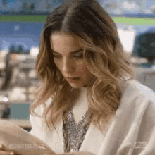 Schitts Creek Alexis Rose GIF - Schitts Creek Alexis Rose Confused GIFs