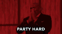 Clapping Steve Harvey GIF - Clapping Steve Harvey Party Hard GIFs
