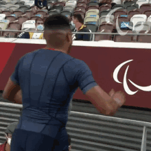 Clapping Dimitri Pavade GIF - Clapping Dimitri Pavade Wethe15 GIFs