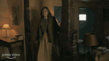 Panicking Younger Marion GIF - Panicking Younger Marion Emma Corrin GIFs