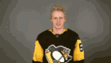 Jake Guentzel Pittsburgh Penguins GIF - Jake Guentzel Pittsburgh Penguins GIFs