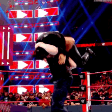 Brock Lesnar Seth Rollins GIF - Brock Lesnar Seth Rollins F5 GIFs